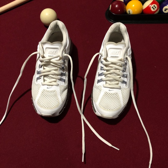 Nike Shoes - NIKE AIR MAX Running Shoes